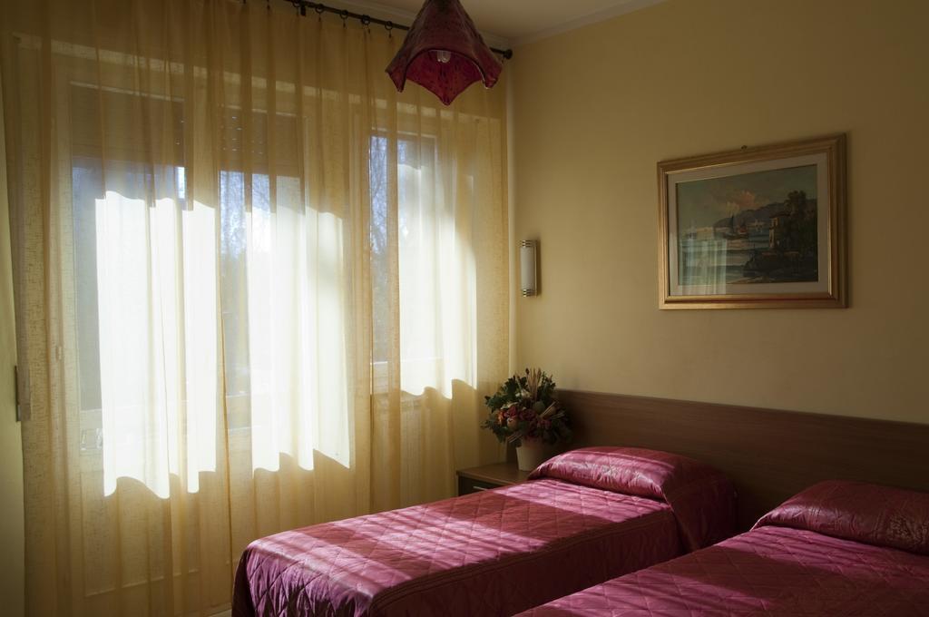 Hotel Il Cavaliere Nero ティレニア 部屋 写真